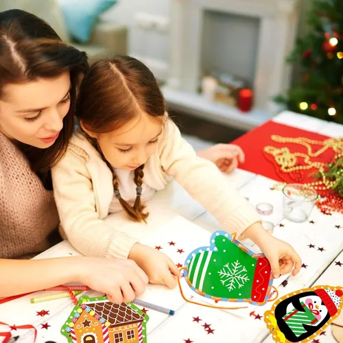 Miniatura 7 de Tarjetas de encaje de animales de invierno, 12 paquetes de kits de costura para niños, tarjetas de costura de cartón de Navidad, juegos de cordones