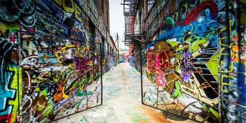 Miniatura 4 de YongFoto Telón de fondo de pared de graffiti urbano de 8 x 4 pies, puerta de hierro colorida, calle abandonada, escuela, fotografía, fondo, música