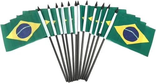 Miniatura 64 de Paquete de 12 banderas de escritorio de oficina en miniatura de poliéster internacional de 4 x 6 pulgadas, 1 docena de banderas pequeñas de 4 x 6