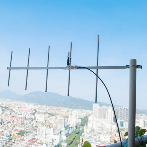 Miniatura 8 de HYS YAGI Antena 9dBi de alta ganancia UHF 27.6 in Base Antena (400-470MHz) Antena exterior de 5 elementos para radioaficionados, GMRS, sistemas