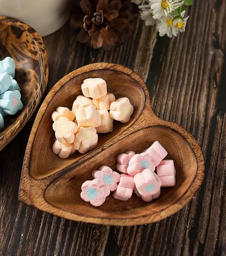 Miniatura 4 de WitnyStore Cuenco en forma de corazón de 6 pulgadas, funcional y coleccionable, cuenco de madera hecho a mano para servir frutos secos, postres