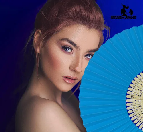 Miniatura 8 de Paquete de 10 abanicos plegables de mano de papel con borla y varillas de bambú de grado A para mujeres y niñas, regalo de fiesta de verano, Azul