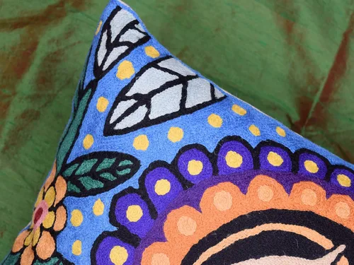 Miniatura 7 de Frida - Funda de almohada inspirada en el collar de arte mexicano, funda de almohada floral bordada a mano con arte hispano, cojín para silla, cojín