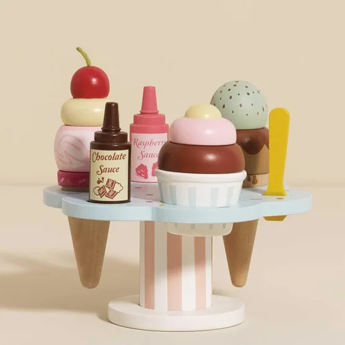 Miniatura 4 de Le Toy Van - Juguete educativo de madera Honeybake Helado de Carlo de madera colorido Juguete de imitación de helado 12 piezas - Grandes regalos
