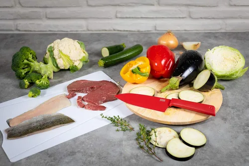 Miniatura 2 de Kuhn Rikon Color Plus Santoku - Cuchillo grande, color rojo