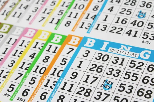 Miniatura 6 de Libros de bingo – 3 caras, 10 páginas cada una, 100 libros de juegos desechables – Hojas de Dauber Bold – Tarjetas de bingo reciclables