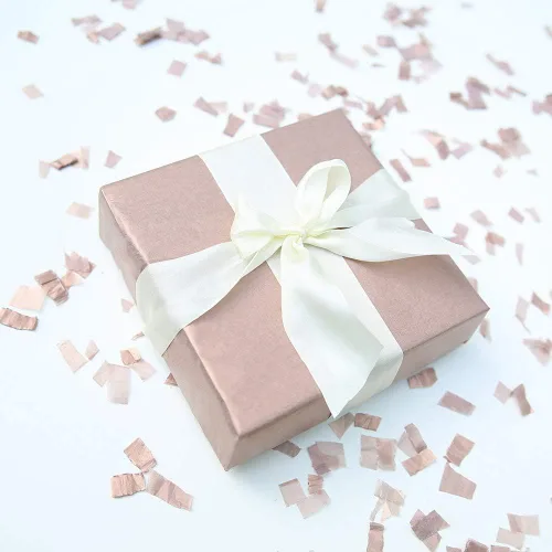 Miniatura 5 de UNIQOOO 100 hojas de papel de seda metálico de oro rosa de 20 x 14, papel de regalo premium a granel, ideal para bolsas de regalo, accesorio