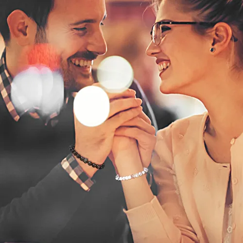 Miniatura 2 de FIBO STEEL Juego de 4 pulseras para parejas para hombres y mujeres, para él y ella, con corona, reina, pulseras de cuentas de 0.315 in, Acero