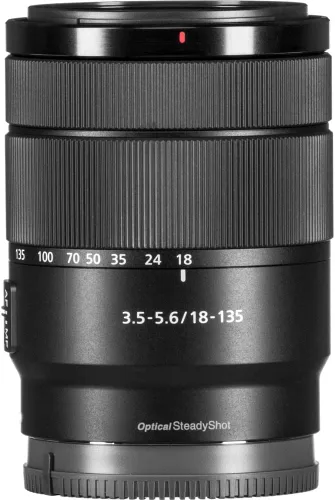 Miniatura 4 de Sony Lente OSS E de 0.709-5.315 in f/3.5-5.6 (SEL18135) + kit de filtro + mochila + tarjeta de 64 GB + lector de tarjetas + trípode flexible +