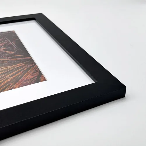 Miniatura 6 de Container Furniture Direct Marcos de fotos colgantes de 11 x 14 pulgadas para pared con plexiglás y doble colgador de montaje para formatos Negro