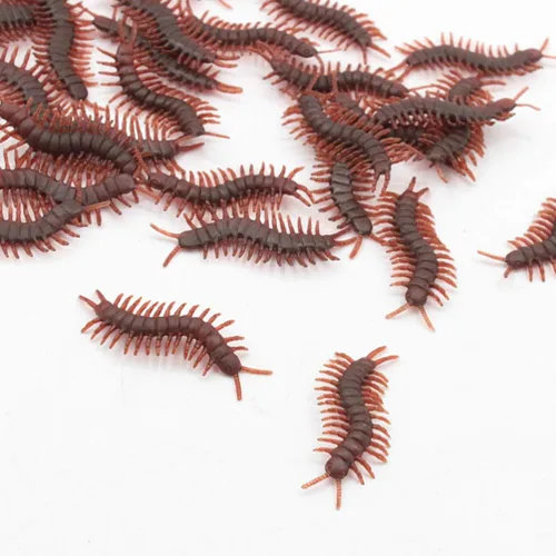Miniatura 3 de NUOBESTY 100 piezas de ciempiés falsos de plástico ciempiés realista broma broma juguetes para el día de los inocentes suministros de fiesta