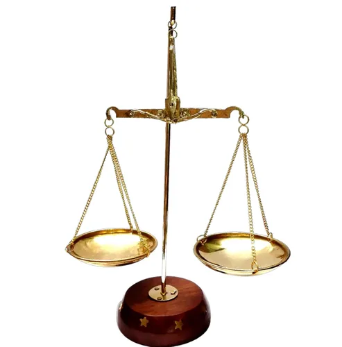 Báscula de equilibrio pulida de latón antiguo con base de madera joyería boticaria NUEVO