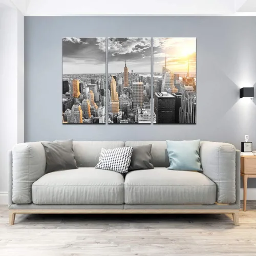 Miniatura 2 de LevvArts Lienzo grande de 3 piezas de arte de pared moderno en blanco y negro NYC en dorado al atardecer, póster de paisaje urbano enmarcado