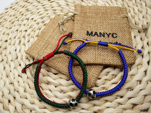 Miniatura 25 de MANYC - Pulseras de fútbol para hombres, mujeres y niños, accesorios elegantes para fanáticos del fútbol, regalos de espíritu de equipo para niños