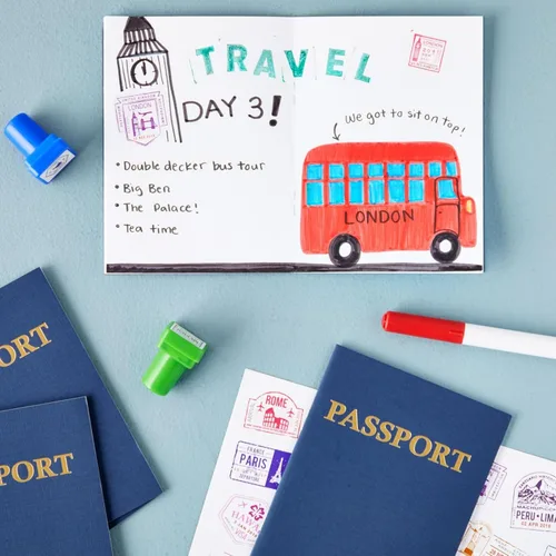 Miniatura 3 de Juvale Libro de pasaporte para niños, paquete de 24, 4.1 x 5.6 pulgadas, tapa suave azul y páginas lisas, cuaderno de pasaporte de juego