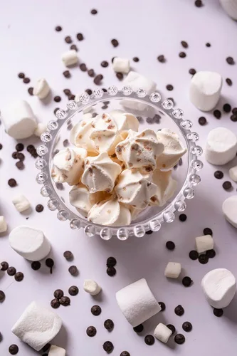 Miniatura 6 de Krunchy Melts Galletas originales de merengue Sabor S'mores Solo 90 calorías por porción Sin grasa, sin gluten, sin lácteos (4 onzas)
