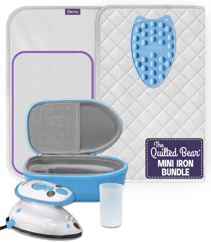 Miniatura 14 de The Quilted Bear Mini Plancha, Soporte y Alfombrilla para Planchar - Mini Plancha de Vapor Ligera con Estuche de Viaje de Carcasa Rígida, Soporte