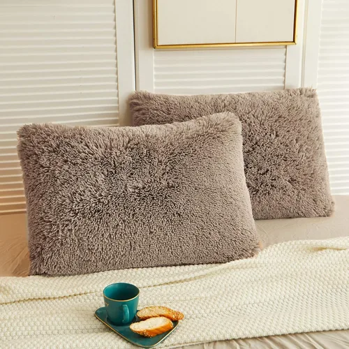 Miniatura 28 de LIFEREVO Paquete de 2 fundas de almohada de piel sintética esponjosa, fundas de almohada cuadradas de 18 x 18 pulgadas, fundas de almohada Blanco