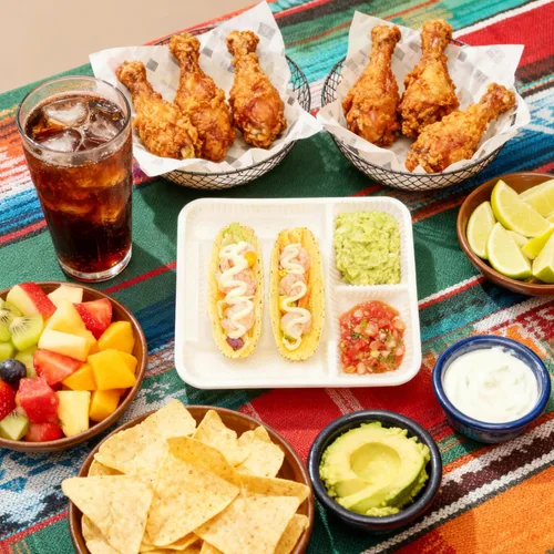 Miniatura 7 de Soportes desechables para tacos de 2 compartimentos para 2 tacos y 2 lados, borde elevado extra profundo, almidón de maíz biodegradable, apto