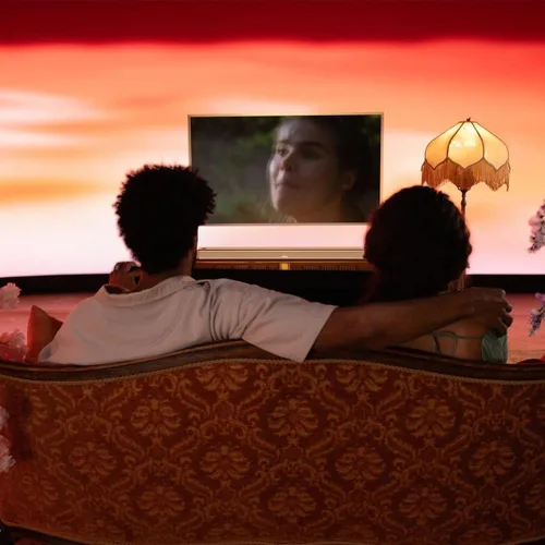 Miniatura 2 de Bose - Barra de sonido inteligente Ultra Dolby Atmos, sistema de sonido envolvente todo en uno para TV, modo de diálogo A.I., control de voz