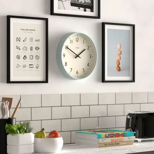 Miniatura 4 de JONES CLOCKS® Reloj de pared de estudio Estilo redondo moderno 12 pulgadas Azul pálido Números fáciles de leer Diseño versátil