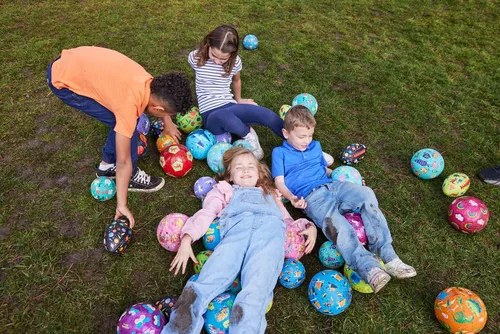 Miniatura 5 de Crocodile Creek Balón de fútbol – Pelota de goma inflable para niños a partir de 4 años – para deportes de interior y exterior – sin PVC