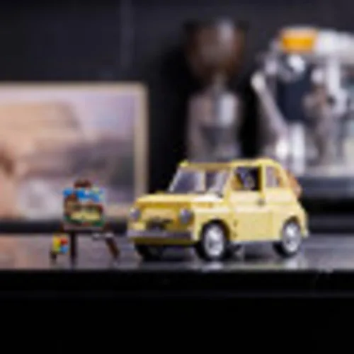 Miniatura 7 de LEGO Creator Expert Fiat 500 10271 - Juego de construcción de autos de juguete para adultos y fanáticos de los kits de modelos, idea (960 piezas)