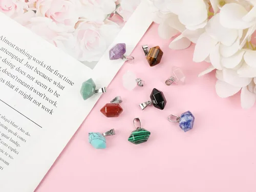 Miniatura 26 de Zenkeeper Colgante hexagonal de cristal natural – Piedra de cuarzo puntiaguda/piedra curativa en forma de corazón para hacer joyas y collares