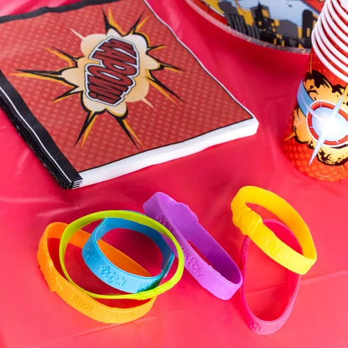 Miniatura 6 de Super Z Outlet - 24 pulseras de goma coloridas con frases y refranes de cómics de superhéroes para cumpleaños de niños, recuerdos de fiesta, bolsas