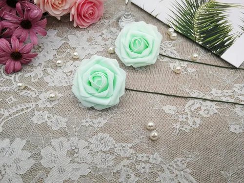 Miniatura 5 de 50 rosas artificiales de aspecto real verde menta con tallo para ramos de boda, centros de mesa, fiestas, baby shower, decoración del hogar