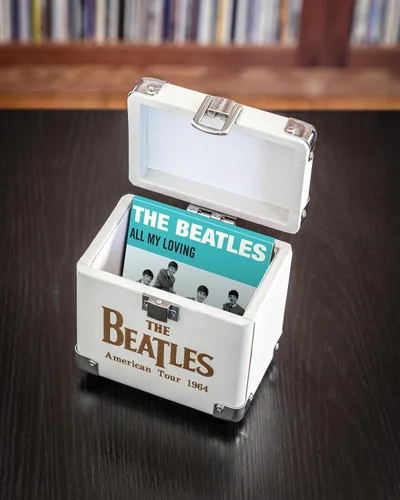 Miniatura 3 de Crosley CR4081A-AML The Beatles 1964 "All My Loving" Single con funda de transporte
