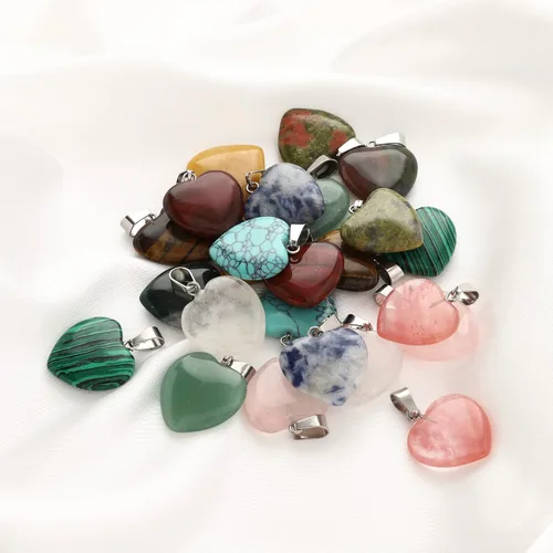 Miniatura 3 de Lezam - 24 piezas de colgantes en forma de corazón, luna y cruz de cristal curativo para hacer collares y joyas. Piedras naturales de cuarzo