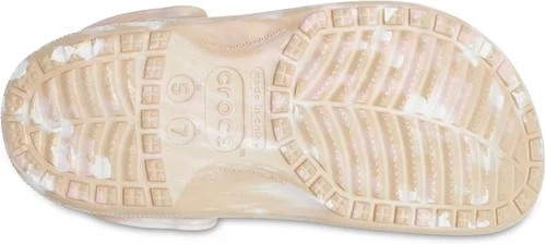 Miniatura 4 de Crocs - Zueco clásico unisex teñido con efecto mármol, Chai/rosa, talla 12 de EE. UU. para hombre