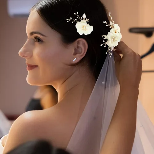 Miniatura 6 de Accesorios para el cabello nupcial hechos a mano con cuentas - Pinzas para el cabello y peines florales para mujer