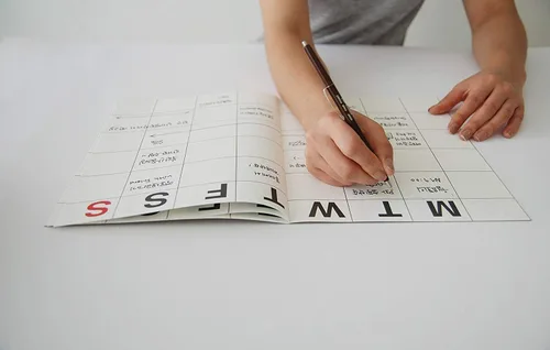 Miniatura 6 de JSTORY Planificador Mensual Grande se Mantiene Plano Sin Fecha Todo el Año Cubierta Flexible Organizador de Objetivos/Tiempo Papel Grueso Ecológico