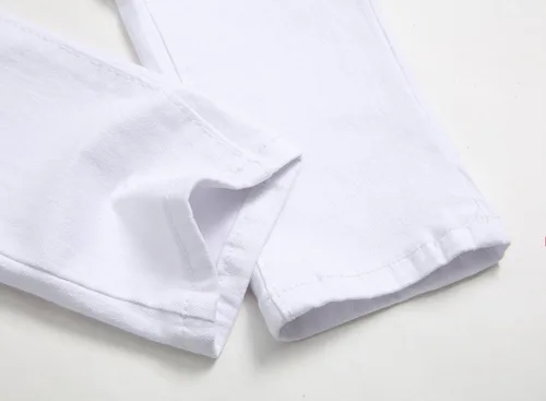 Miniatura 9 de Jeans ajustados para niño, elásticos, de aspecto desgastado y desgarrado
