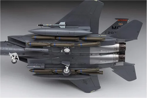 Miniatura 3 de Hasegawa Modelo F-15E Strike Eagle a escala 1:72