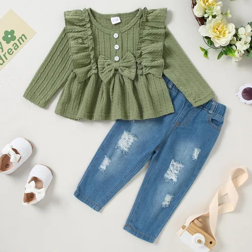 Miniatura 2 de SANMIO Conjunto de ropa para niña, lindo conjunto de camiseta floral con mangas con volantes y pantalones de mezclilla rasgados