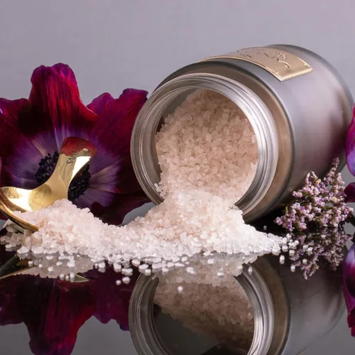 Miniatura 5 de SAINT JANE - Sales de baño para dormir profundo con magnesio + péptidos Cuidado de la piel lujoso, con infusión floral y limpia