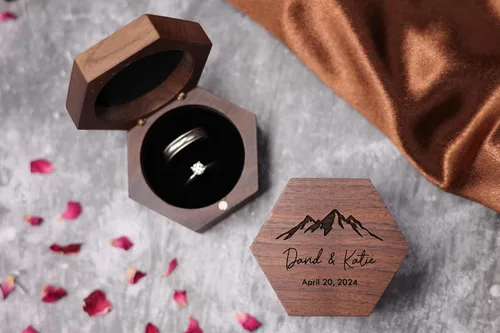 Miniatura 6 de Personalized Wedding Ring Box for wedding Ceremony, Custom Double Ring Holder - By NorthStar Engraving