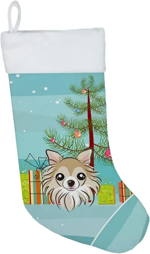 Miniatura 45 de Caroline's Treasures BB1590CS Árbol de Navidad y Alaskan Malamute Calcetines de Navidad para colgar en la chimenea, decoración de fiesta de Navidad