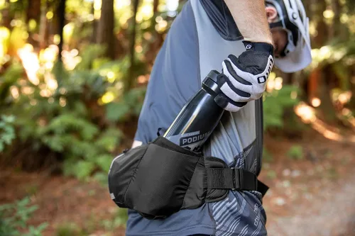 Miniatura 2 de CamelBak Podium Flow 4 - Cinturón de hidratación de 21 onzas, plata/lima