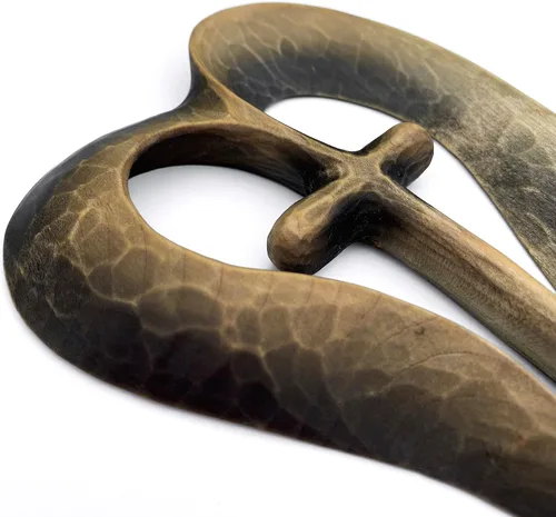 Cruz de mano de madera, cruz de madera hecha a mano, cruz de diseño de corazón, cruz tallada en madera, cruces decorativas para pared grande y Negro