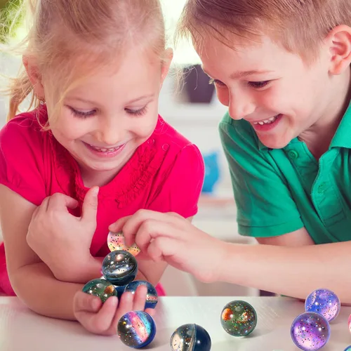 Miniatura 7 de Pllieay Sistema solar para niños, juguetes espaciales de galaxia, 1.77 pulgadas, bolas hinchables a granel y tarjetas de galaxia para recuerdos