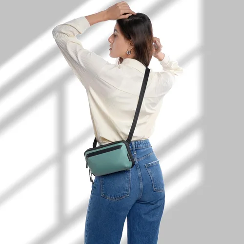 Miniatura 3 de Bolso cruzado pequeño para mujer, bolso de hombro vegano impermeable con tela acolchada de nailon de diamante, respaldo de poliéster 900D Azul
