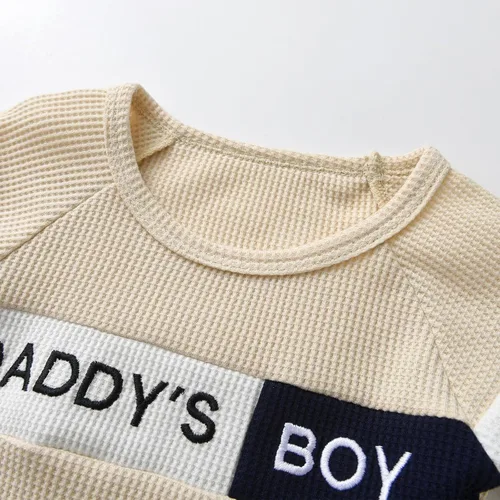 Miniatura 2 de Conjunto de 2 piezas de sudadera con estampado de letras de manga larga y pantalones para bebé niño