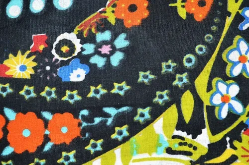 Miniatura 3 de Tela de algodón con estampado floral de 45 pulgadas de ancho, tela de gasa de algodón para costura de vestido negro, tela para manualidades por 5