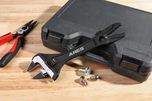 Miniatura 5 de ARES 79008-Llave de cocodrilo ajustable de cabeza fina de 8 pulgadas, capacidad de mandíbula de 1 1/4 pulgadas, construcción de acero al cromo