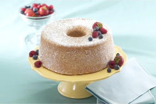 Miniatura 5 de Nordic Ware Platinum Anniversary Bundt Pan and Angel Food Cake Pan Bundle Juego de utensilios para hornear de 2 piezas