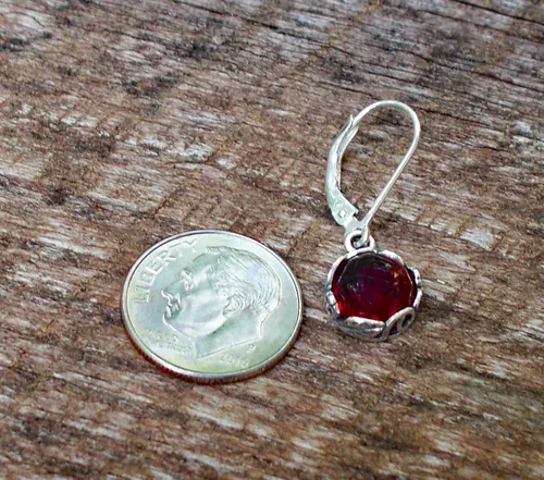 Miniatura 4 de Pendientes botánicos de plata de ley con diseño de botella de cerveza roja reciclada vintage de los años 40 Rojo